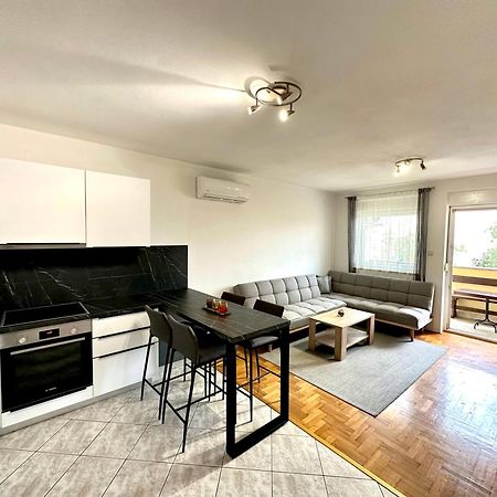 Apartment Ines Medulin Extérieur photo